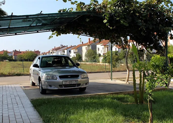 Lejlighed With Parking Space - 7109 Umag