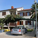 With Parking Space - 7109 Апартаменты